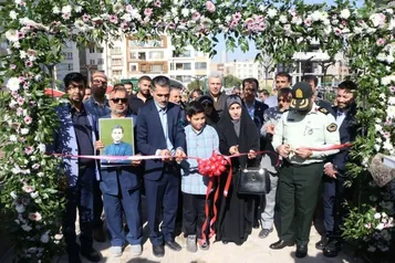 افتتاح بوستان شهید کشاورزکیا / تجلیل از خانواده شهید
