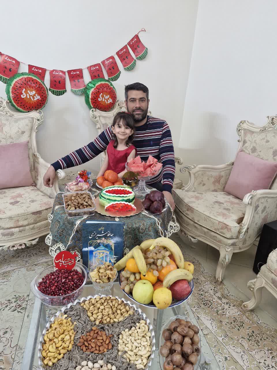 هنوز باورم نمیشود محسن شهید شده است/ اسم «پناه» را خودش انتخاب کرد، اما هیچوقت فرصت نکرد دختر کوچکش را به آغوش بگیرد هنوز باورم نمیشود محسن شهید شده است/ اسم «پناه» را خودش انتخاب کرد، اما هیچوقت فرصت نکرد دختر کوچکش را به آغوش بگیرد